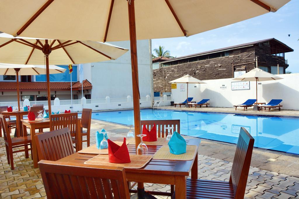 Mount Breeze Hotel Dehiwala-Mount Lavinia Exterior foto