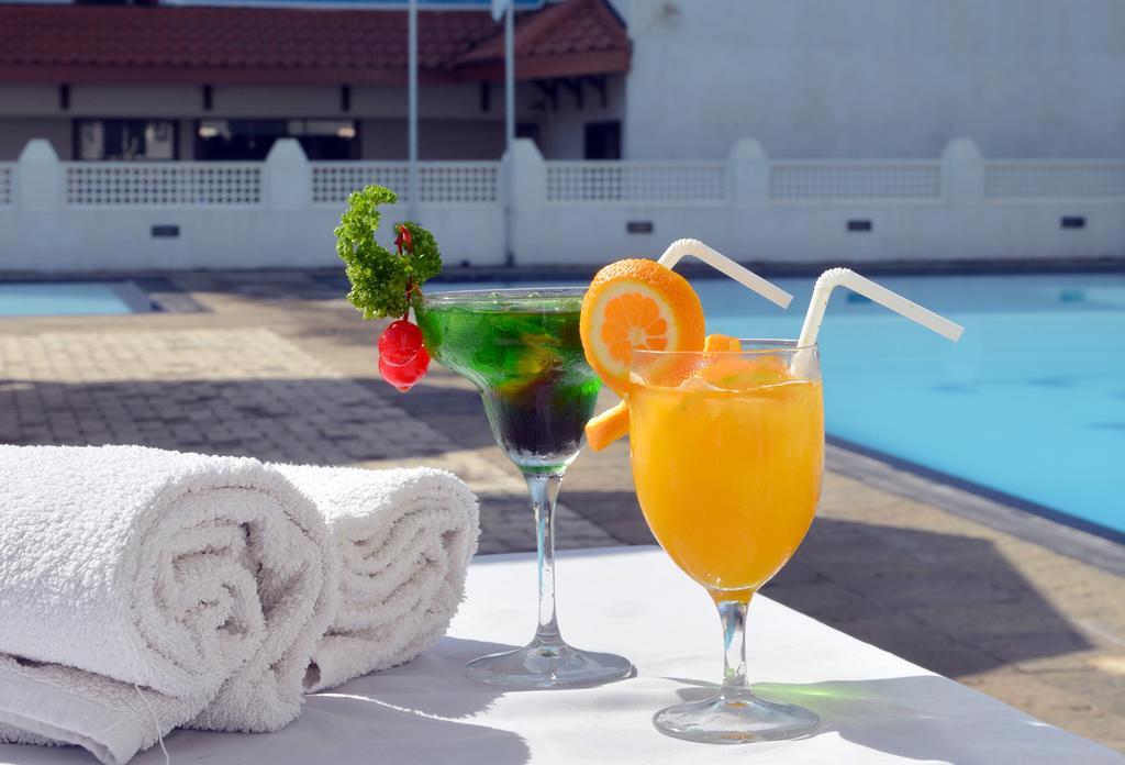 Mount Breeze Hotel Dehiwala-Mount Lavinia Exterior foto