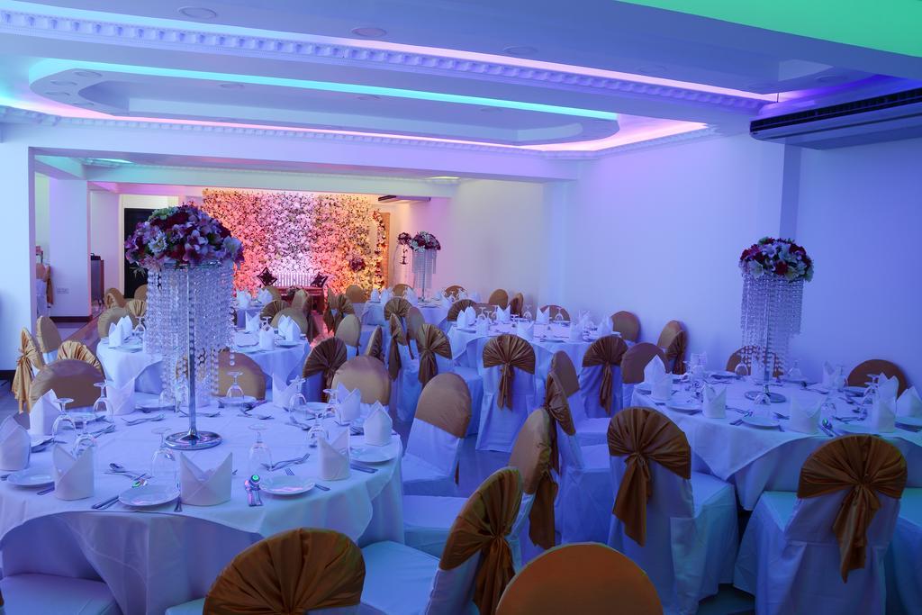 Mount Breeze Hotel Dehiwala-Mount Lavinia Exterior foto